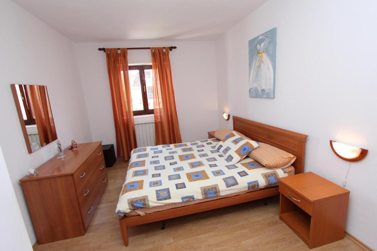 Apartments Denise Ровинь Экстерьер фото