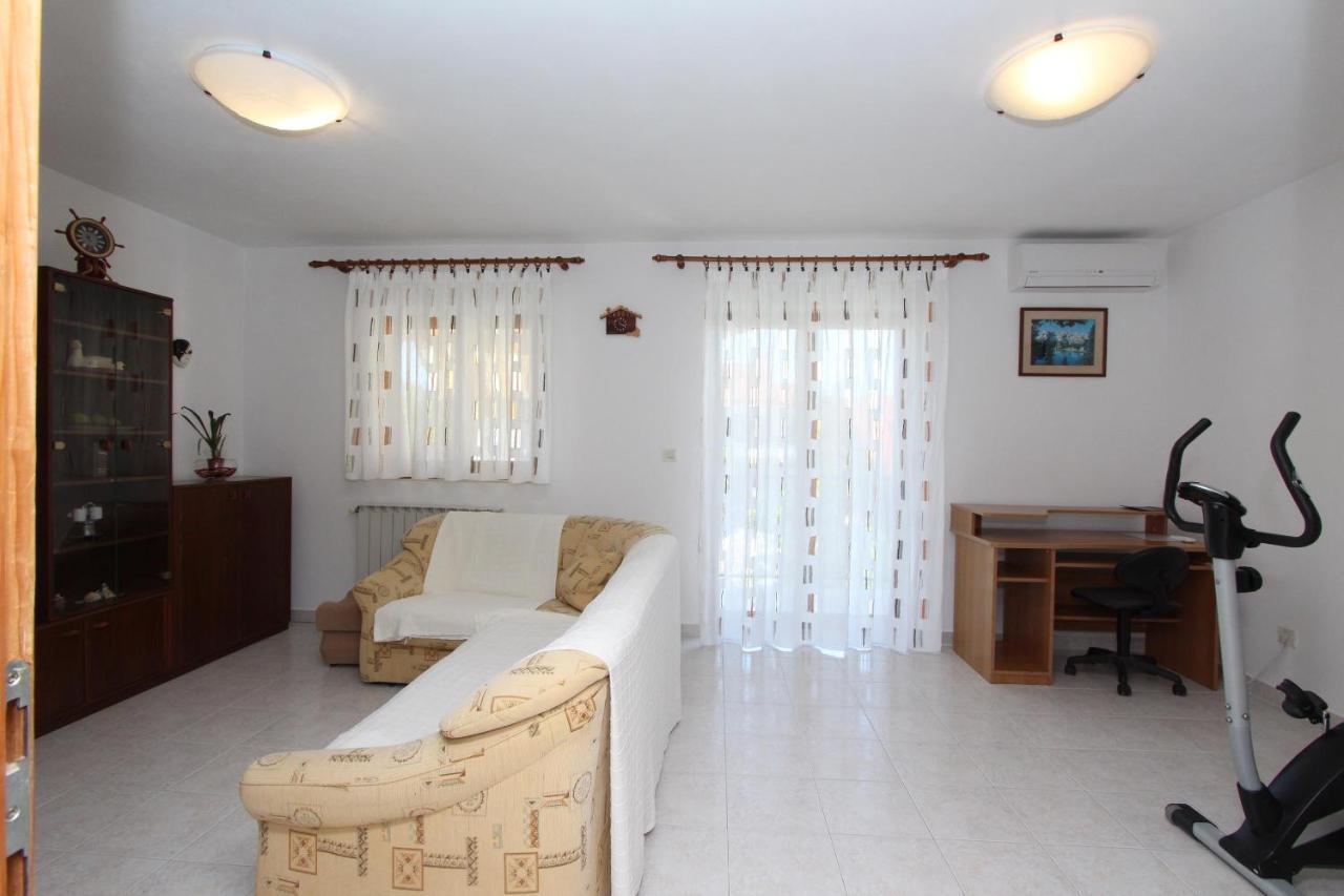 Apartments Denise Ровинь Экстерьер фото