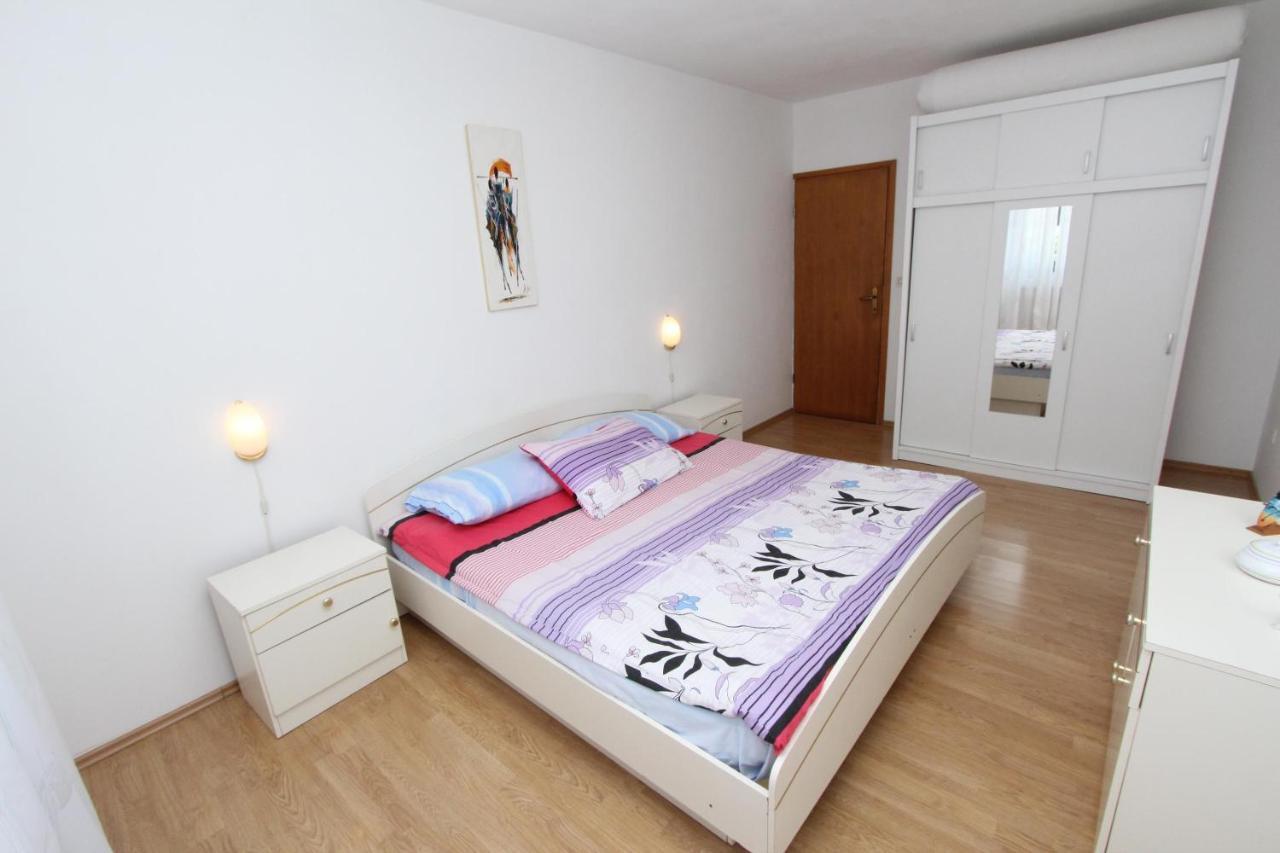 Apartments Denise Ровинь Экстерьер фото