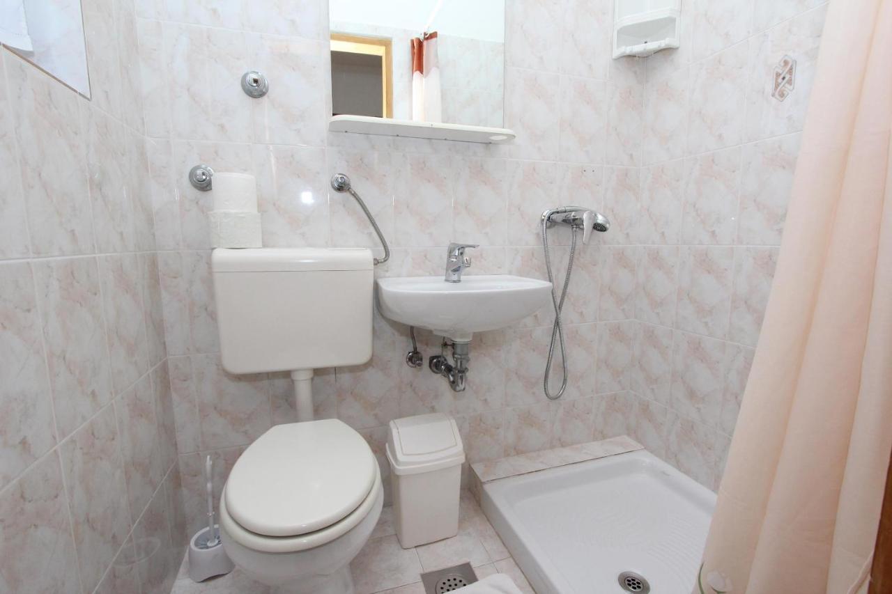 Apartments Denise Ровинь Экстерьер фото