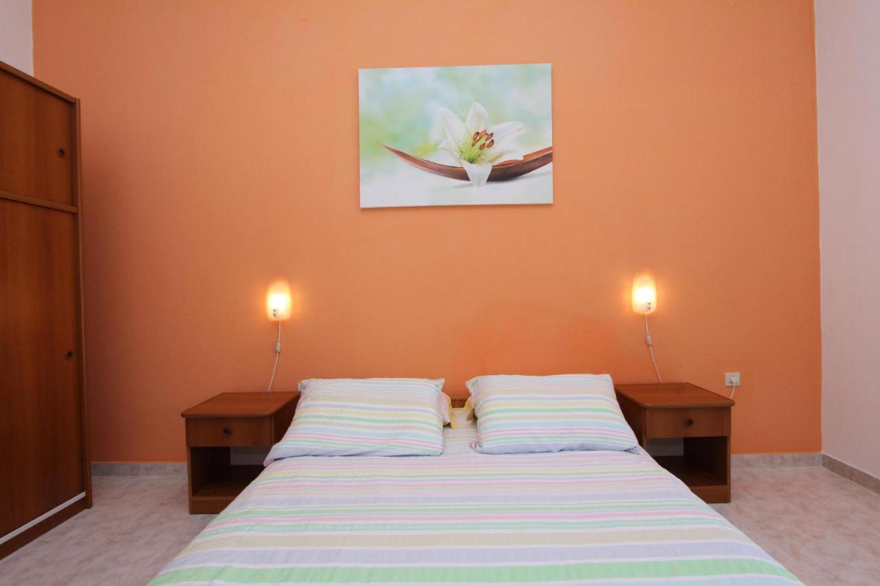 Apartments Denise Ровинь Экстерьер фото