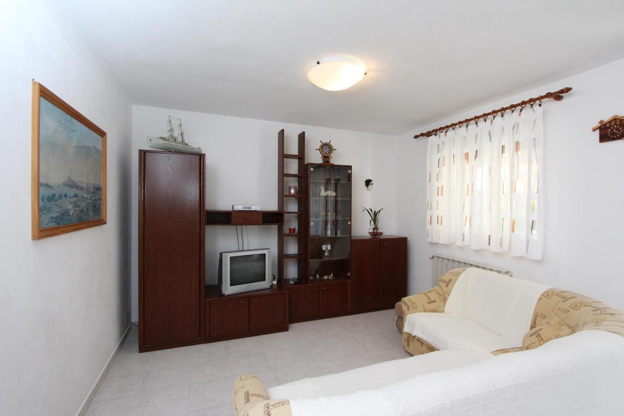 Apartments Denise Ровинь Экстерьер фото